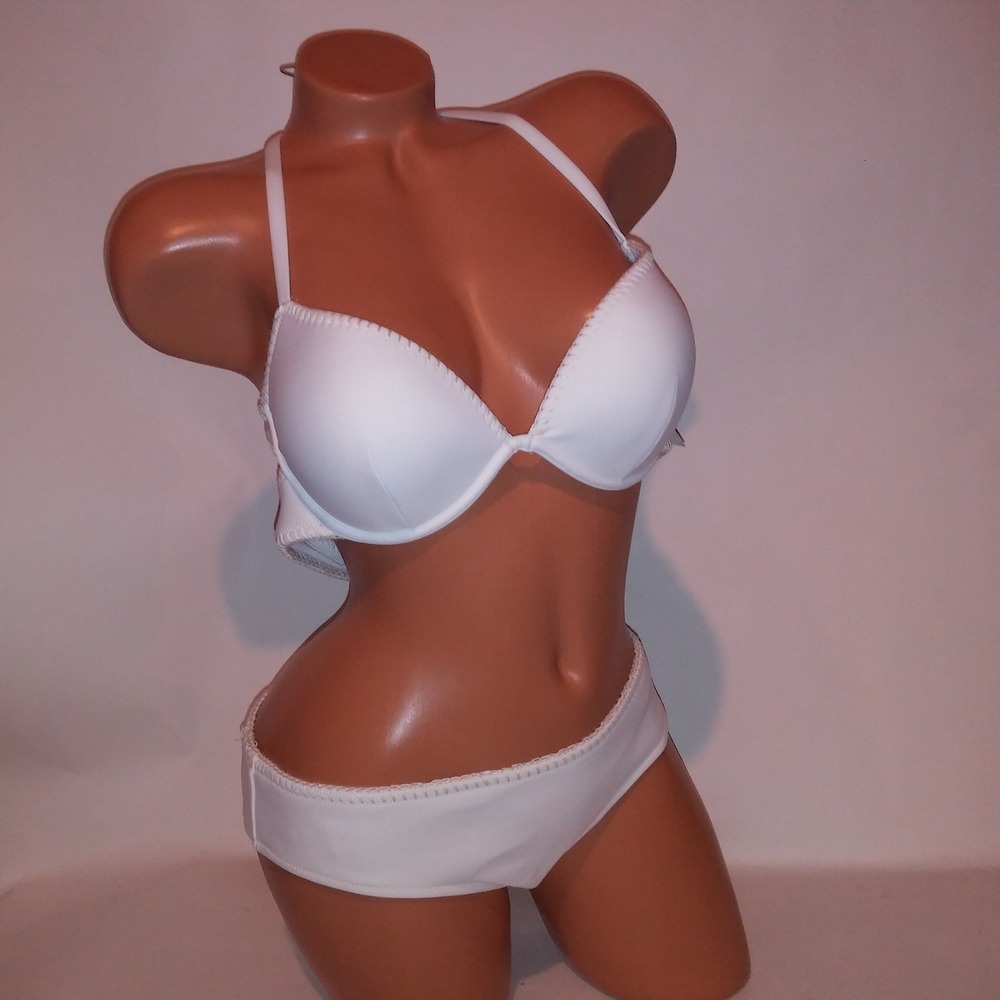 Victoria Secret Swim Bikini 36C Top Medium Bottom Push Up White Macrame Stitched